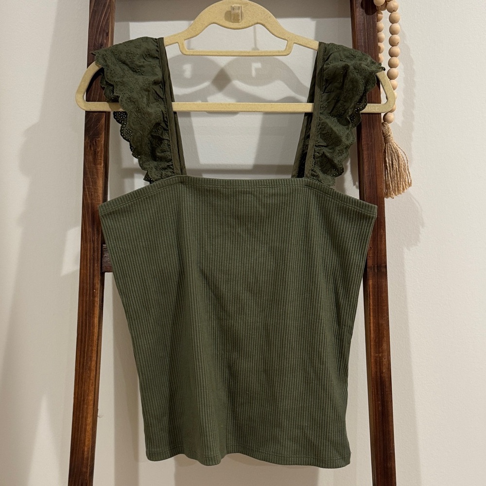 GAP Ribbed Eyelet Flutter Sleeve Tank in Olive 🫒